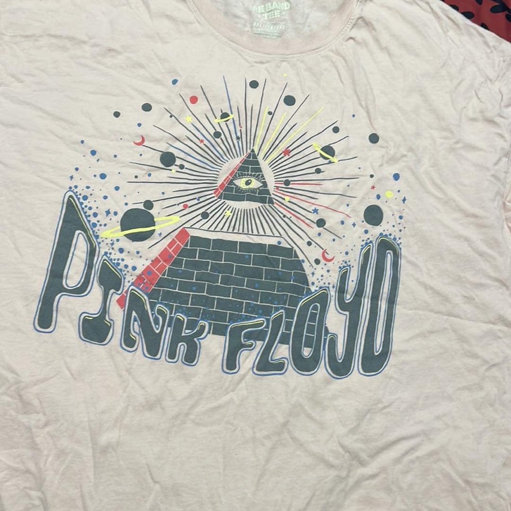 American eagle Pink Floyd shirt XXL